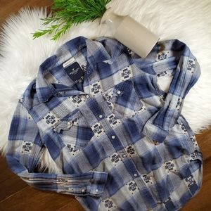American Eagle Boyfriend Fit Blue Shirt | sz small